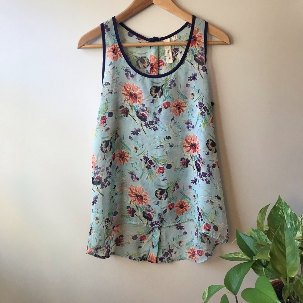 BP Floral Sleeveless Top